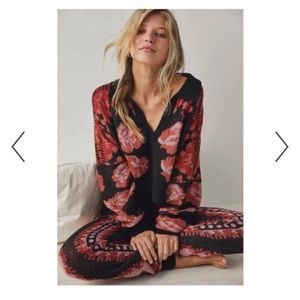 Free People Fuzzy Feelings Set Black Xs